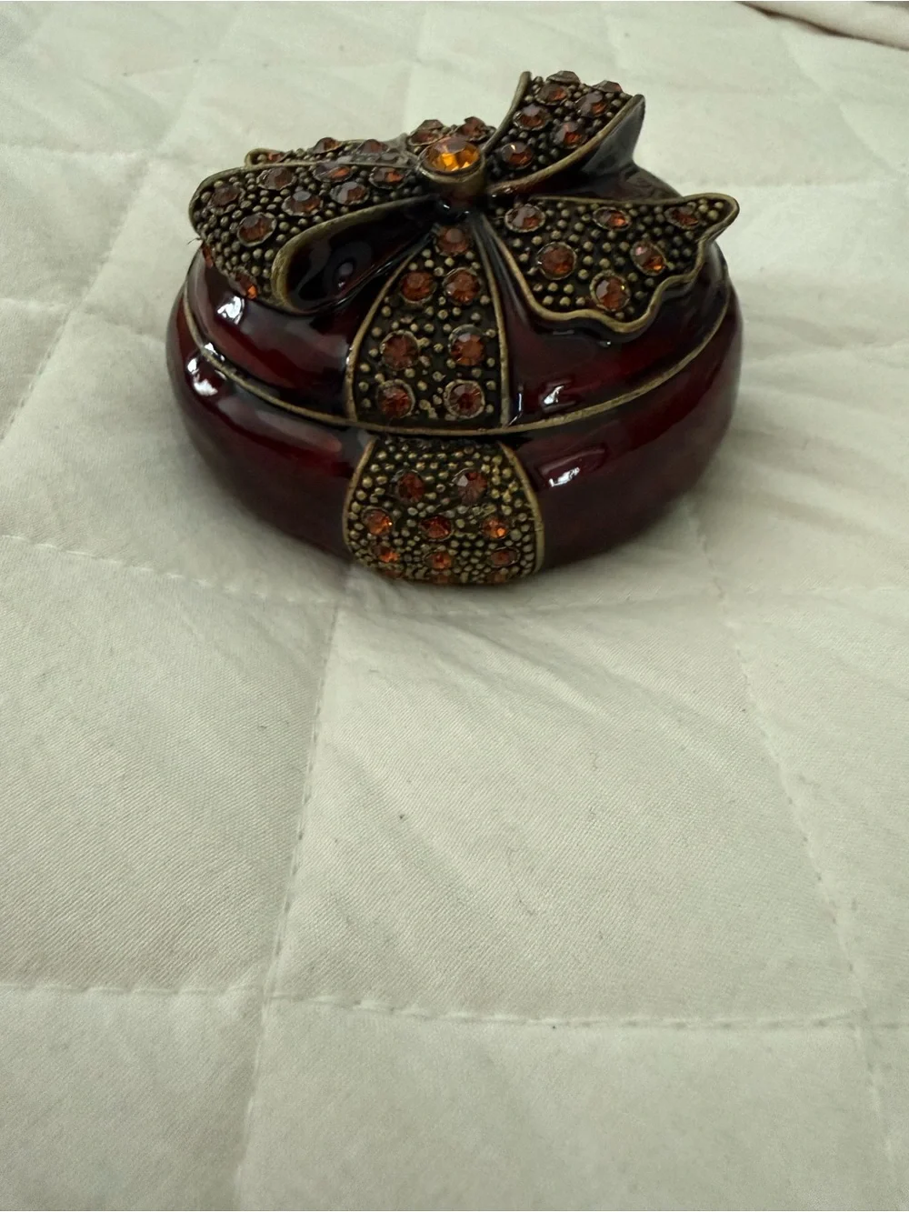 Vintage-Inspired Burgandy Crystal Bow Decorative Trinket Box